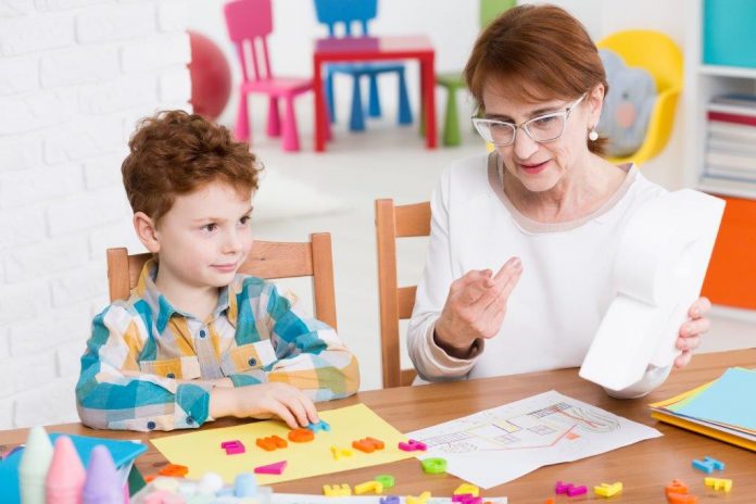 Taalontwikkelingsstoornissen bij jonge kinderen lr taaltherapie
