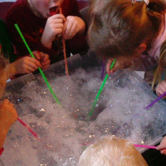 Spelenderwijs stress bij jonge kinderen verminderen