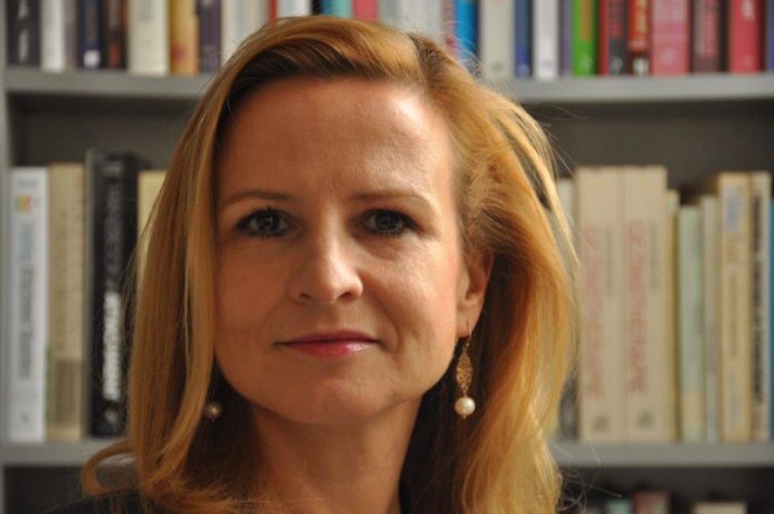 Marileene de Zeeuw lr liggend