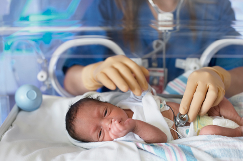 Praktische handvatten voor lezen lichaamstaal couveusebaby