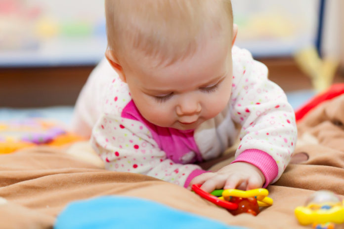 Baby canstockphoto27308103