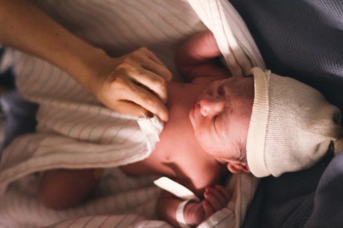 Baby pasgeboren pexels lr