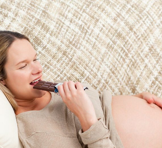 Ongezond eten tijdens zwangerschap verdient aandacht