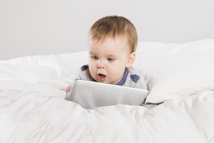 Tablet canstockphoto18573590