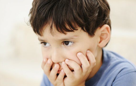 Herken tijdig alarmsignalen van kinderen met autisme