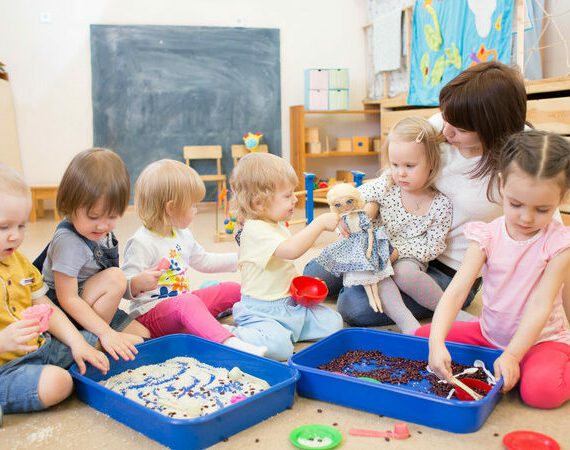 Kinderopvang kan meer doen met taal en spel