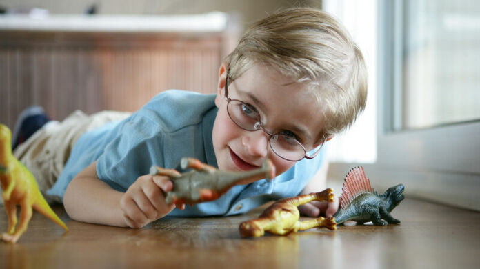 Jongetje canstockphoto10373528
