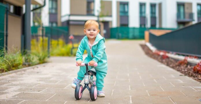 Loopfiets AdobeStock_455080485