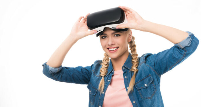 VR canstockphoto52545241