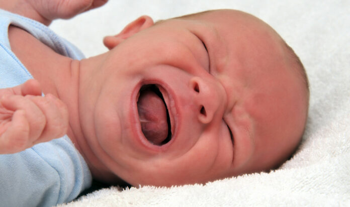 Huilen baby cs2