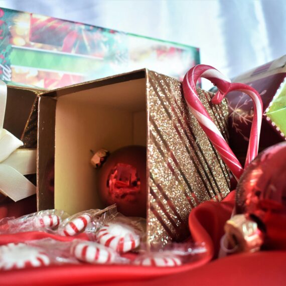 Wat zit er bij voorkeur in het kerstpakket van een jonge vader?